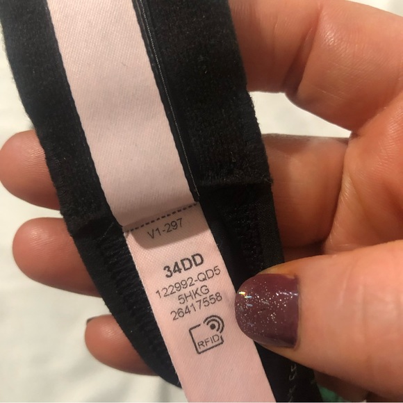 Victoria Secrets floral t shirt full coverage push up bra size 34 DD. - Picture 11 of 13